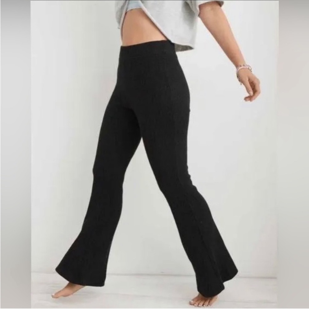 Aerie waffle pull on flare pants black size small - Picture 1 of 6